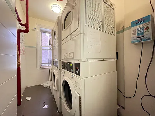 Rented by Nooklyn NYC LLC | media 8