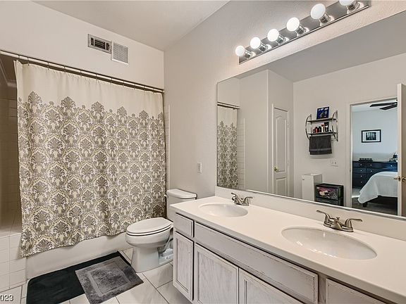 3rd image of 3600 Spanish Butterfly St Unit 201