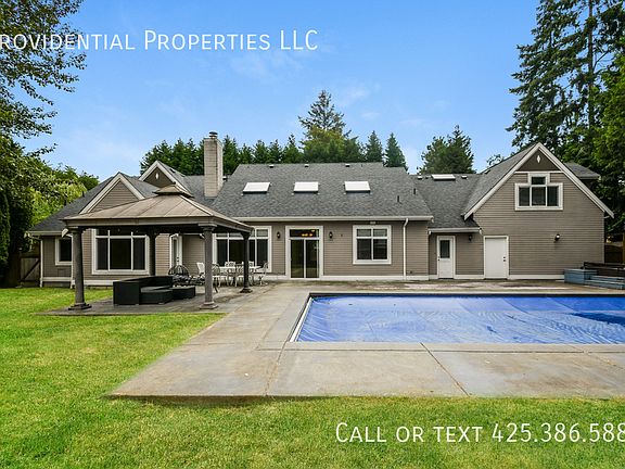 2nd image of 700 5th Ave S
