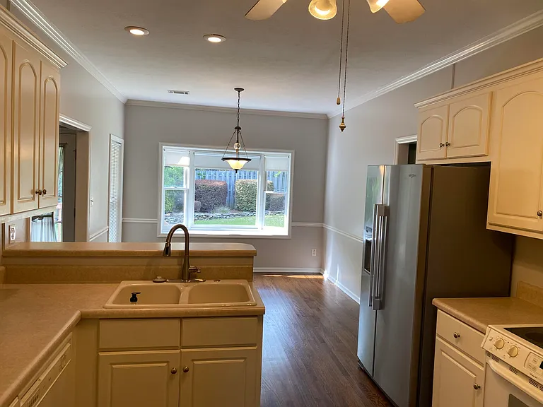 4325 Colony Sq — Photo 12