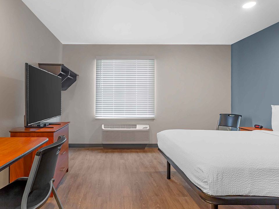 Studio Suite - 1 Full Bed