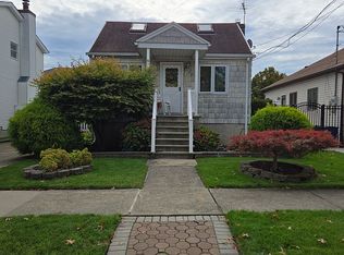 70 Weaver St, Staten Island, NY 10312