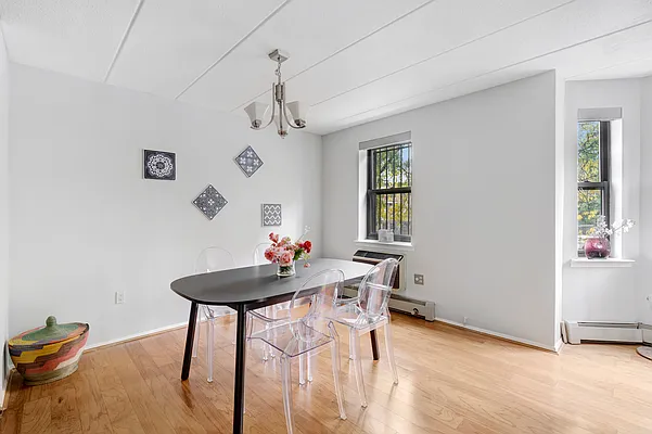 Sold by Compass | media 4