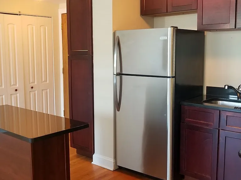 4180 Marine Terrace Apartments — Photo 68