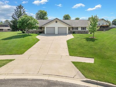 208-210 Honeysuckle Court, Reedsburg, WI, 53959