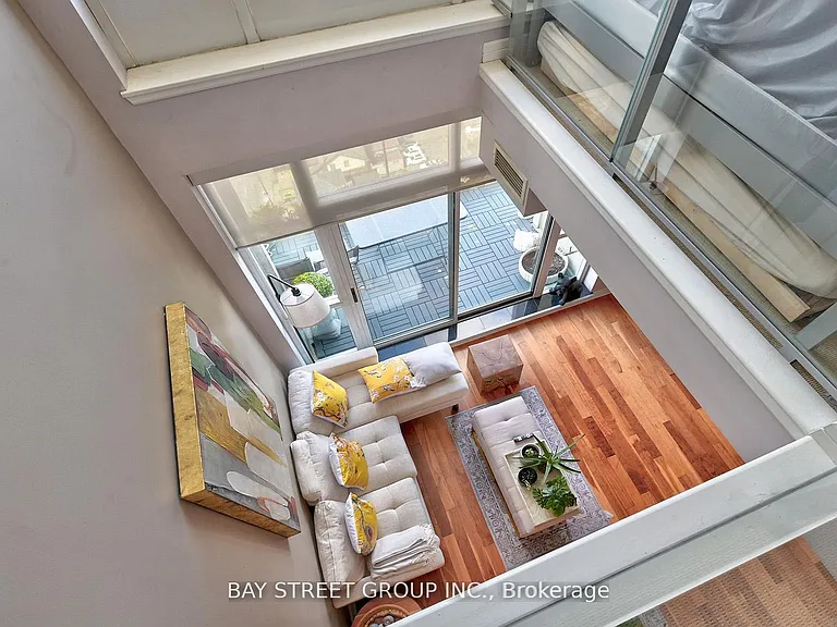 1 Avondale Ave #UPH3 — Photo 13