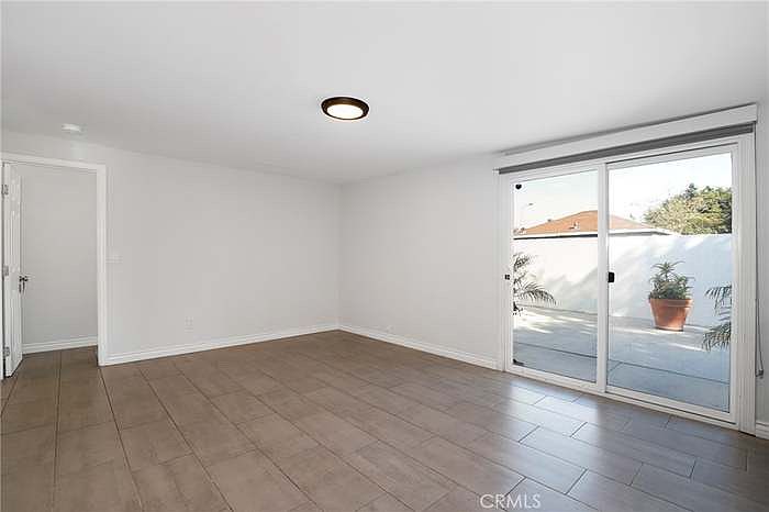 1st image of 1520 W 216th St #1