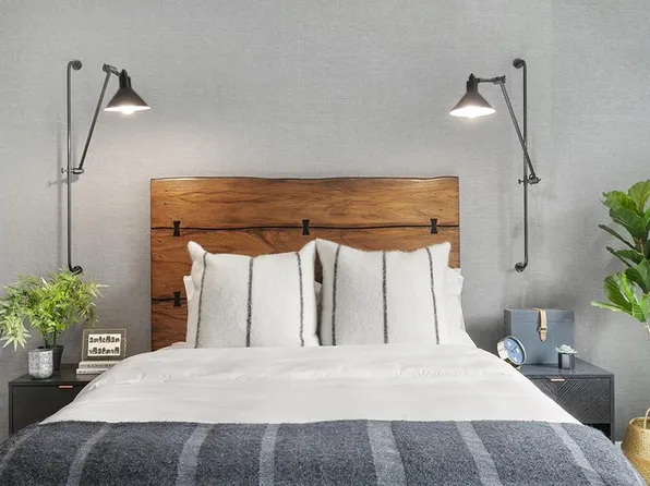 555 Waverly Avenue image 1 of 27