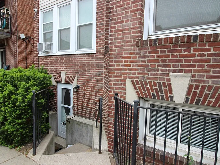 168 Allston St #7 — Photo 1