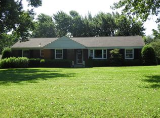 637 Rochelle Dr, Nashville, TN 37220