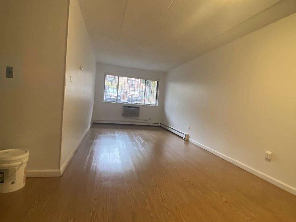 2nd image of 4260 157th St #1