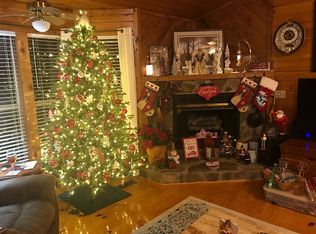 383 Hueston Wood Ln, Speedwell, TN 37870