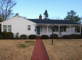 2400 Ross St, Alexandria, VA 22306