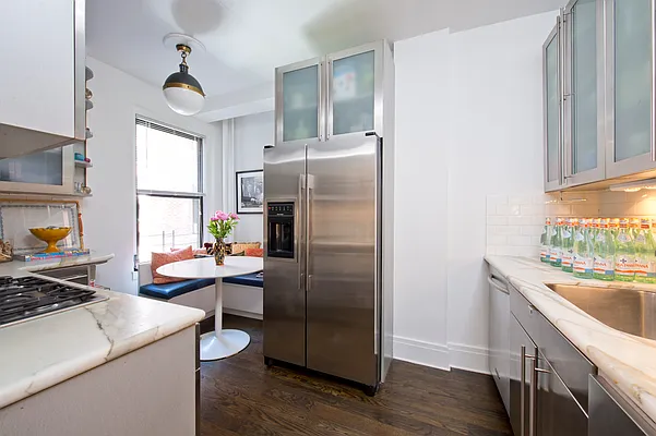 Sold by Compass | media 2