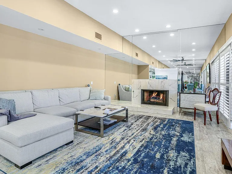16 Kevin Lee Ln — Photo 2