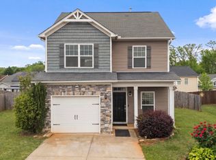 11 Heatherfield Dr, Simpsonville, SC 29680