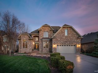 713 Evergreen Ln, Sugar Grove, IL 60554