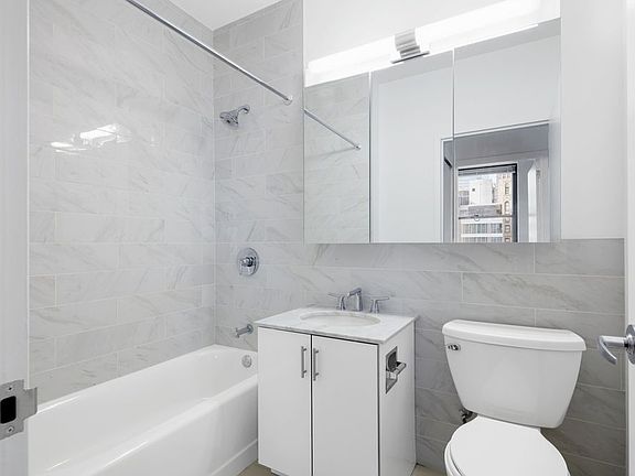 3rd image of 75 West St APT 7S
