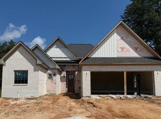 108 Farmhouse Ln, Saltillo, MS 38866