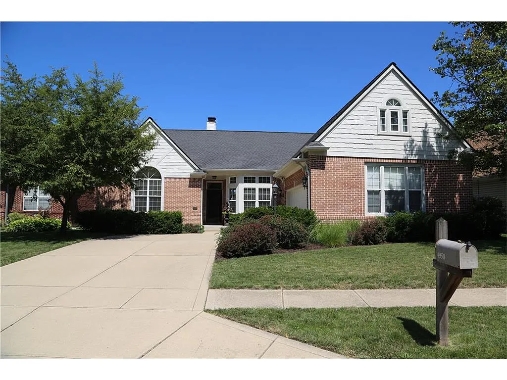 4950 Mallard View Dr photo 1
