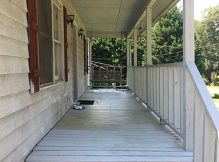 5017 Valley St, Oakwood, GA 30566