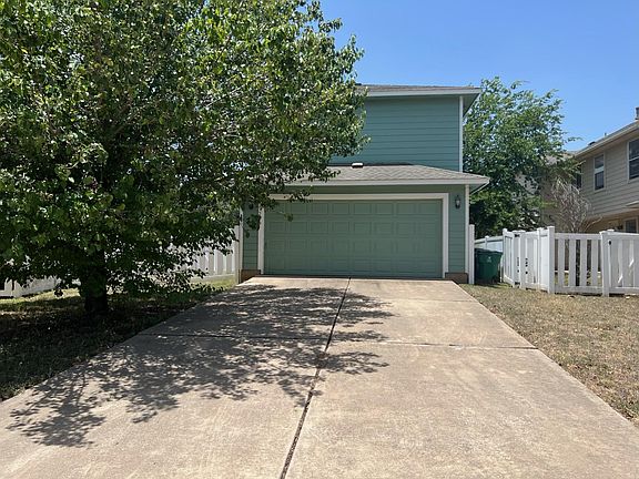 4th image of 1506 Big Bend Dr