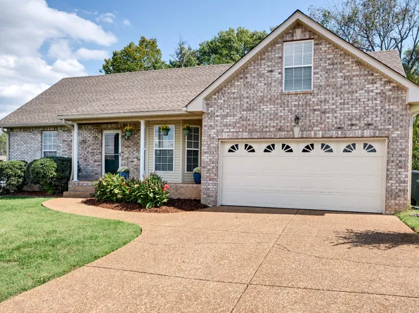 901 Amqui Ct, Madison, TN 37115