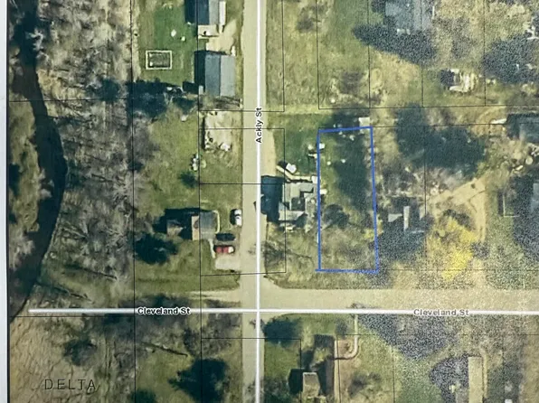 10404 Ackley St, Rapid River, MI 49878