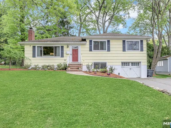 235 Nottingham Rd, Ramsey, NJ 07446