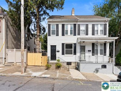 821 Jackson St, Easton, PA, 18042