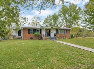 4093 Flynns Cove Rd, Crossville, TN 38572