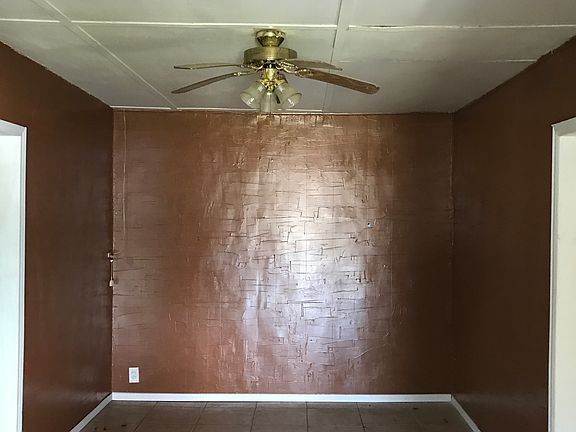5th image of 4542 Brookdale Dr