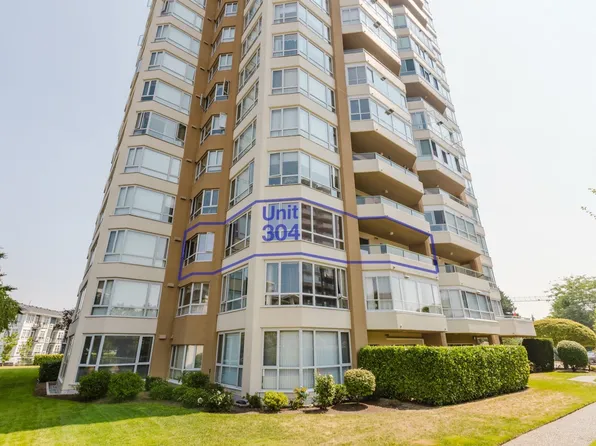 3190 Gladwin Rd #304, Abbotsford, BC V2T 5T2