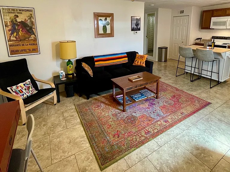 1237 E Spring St #B — Photo 7