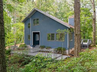 427 Shadowwood Dr, Leicester, NC 28748