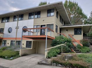 1904 SW Idaho St, Portland, OR 97239