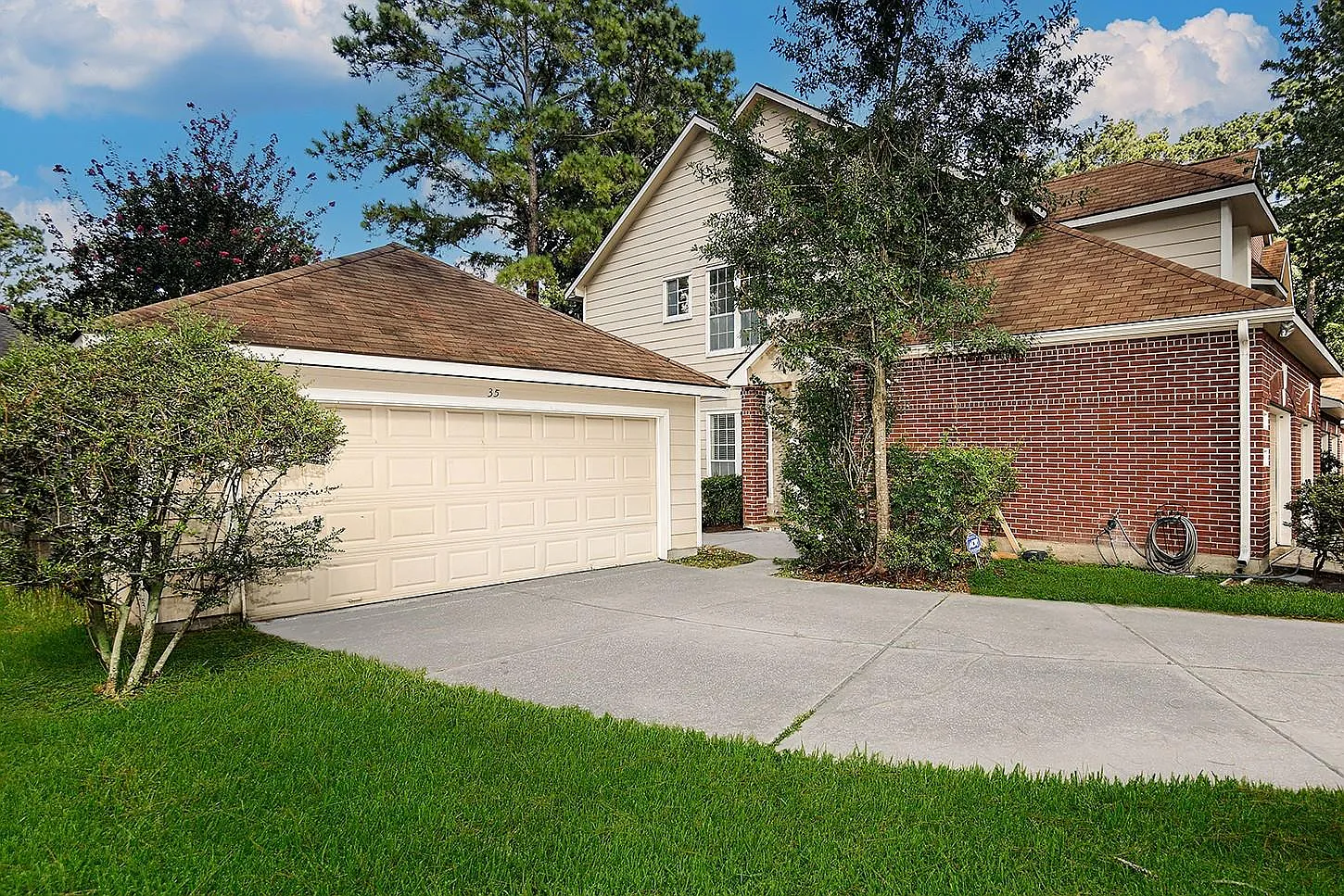 2 bed, 2.0 bath, 1392 sqft, $1,800 — Photo 1
