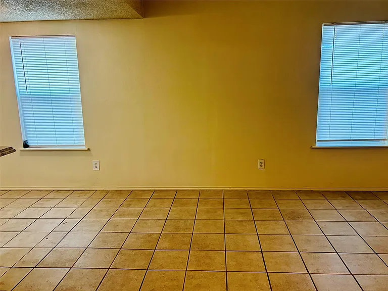 1206 Tartan Ln #B — Photo 6