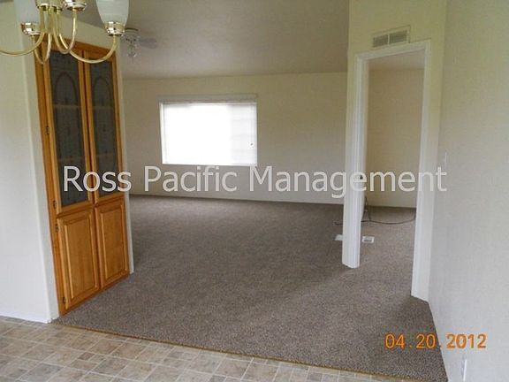 Dining / Living Room