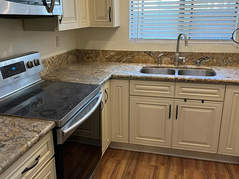 602 Lassen Ln #198 — Photo 10