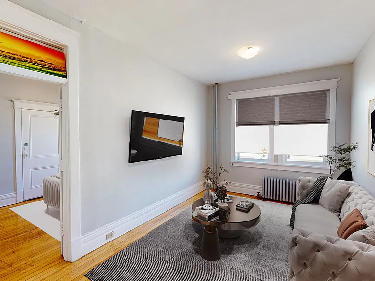 314 Broadway — Photo 14