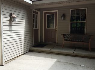 10684 Stoneridge Dr, Shelbyville, MI 49344