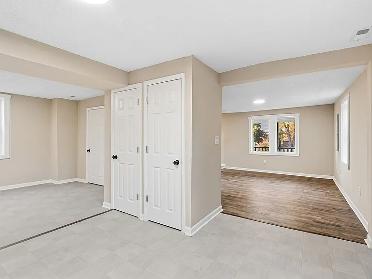 1310 Oakwood Ave — Photo 9