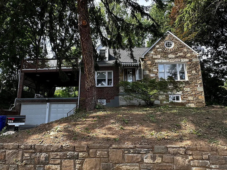225 Church Rd