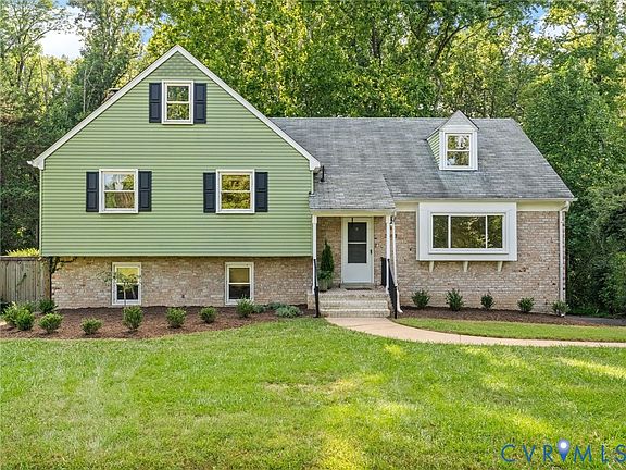 2nd image of 3812 Garden Rd