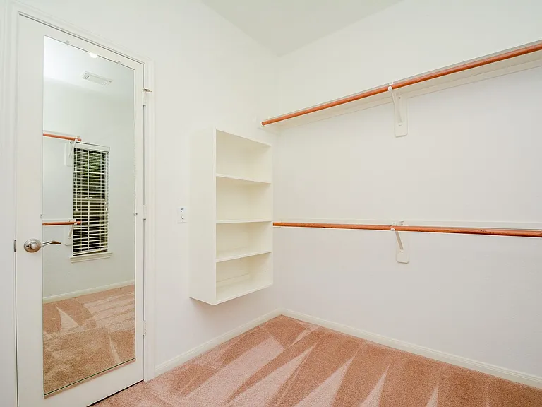 22303 Bridgehaven Dr — Photo 10