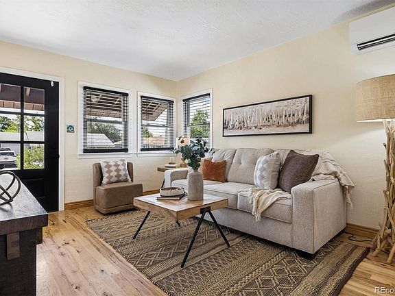 4th image of 1543 S Osceola Way