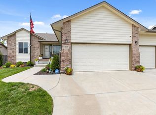 2547 N Sandstone St, Andover, KS 67002
