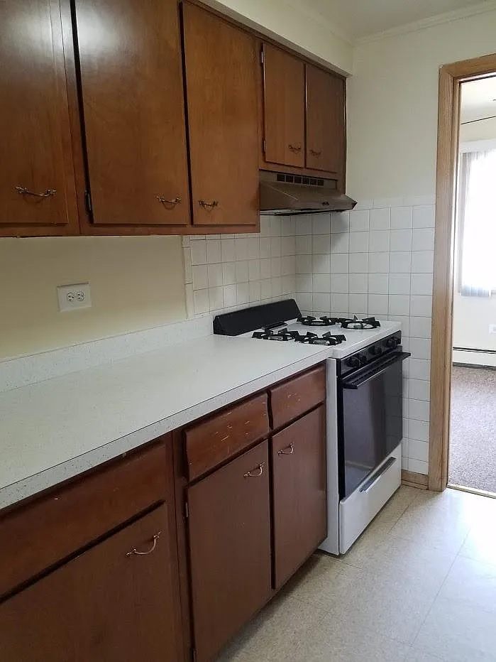 6125 W 64th Pl — Photo 3