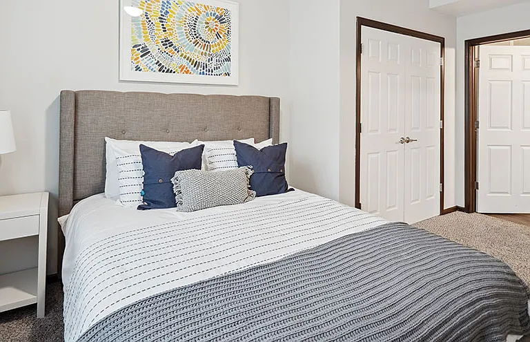 Walnut Lake Apartments — Photo 7